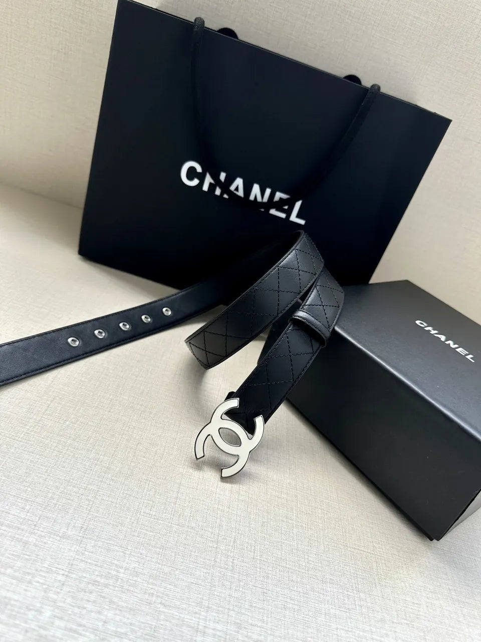 Chanel Quilted Black Leather Belt silver - Hình 3