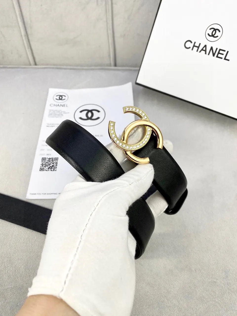 Chanel Crystal CC Black Belt leather gold - Hình 3