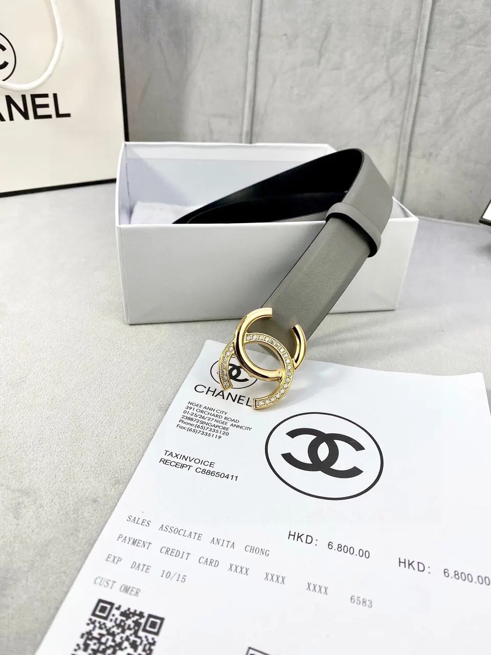 Chanel Grey Leather Belt Crystal CC - Hình 3