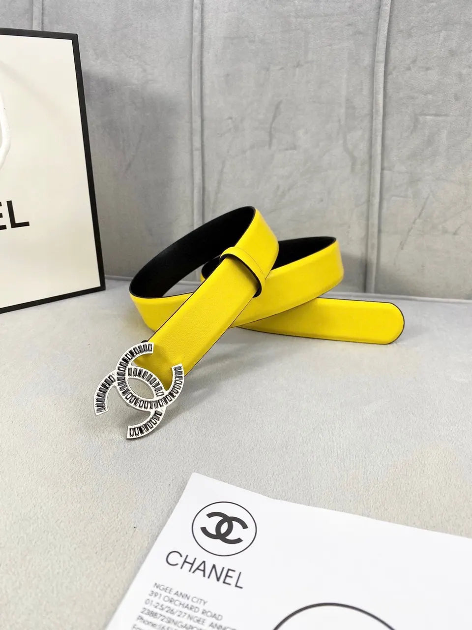 rhinestone cc Chanel Yellow Leather Belt - Hình 4