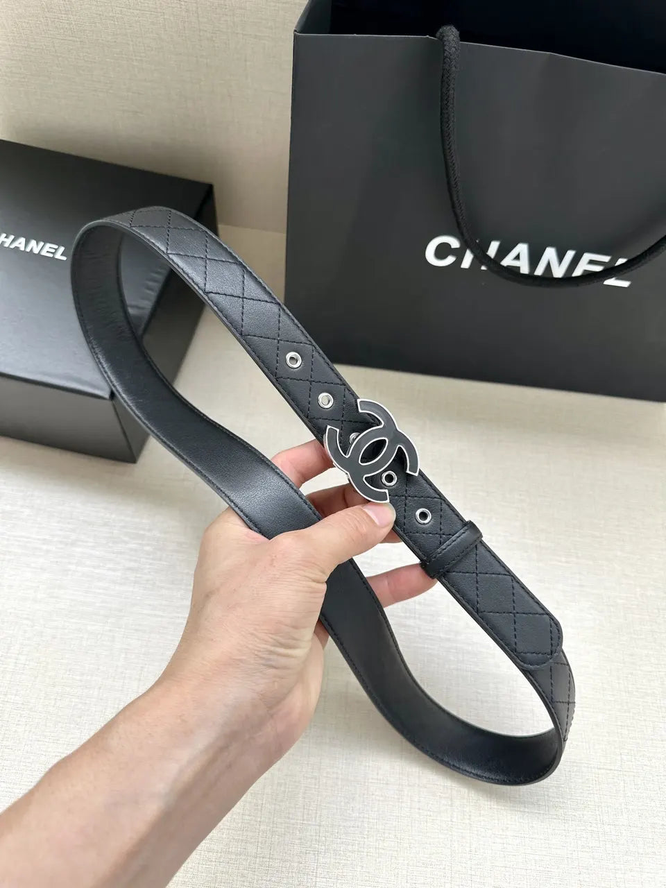 Quilted Chanel Black Leather Belt - Hình 3
