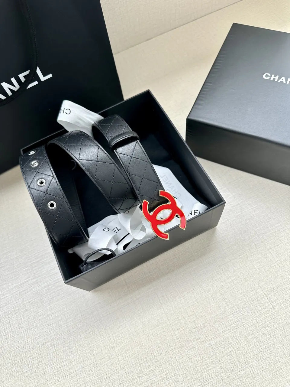 red Chanel Quilted Black Leather Belt - Hình 7