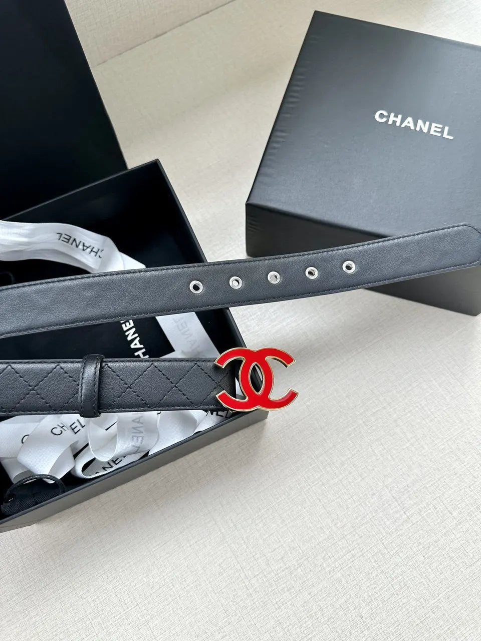 red Chanel Quilted Black Leather Belt - Hình 9