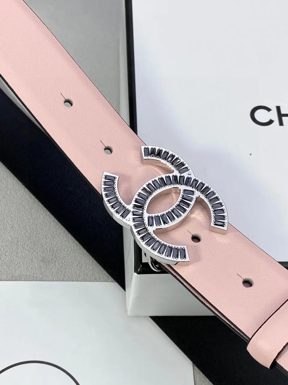 crystal Chanel Light Pink Leather Belt - Hình 8