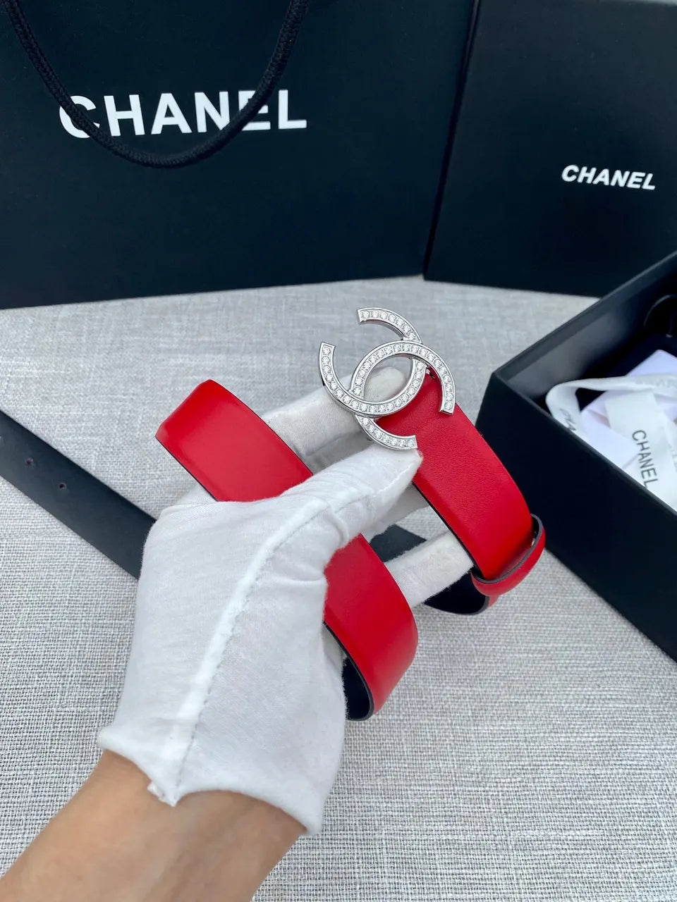 golden Chanel Red Leather Belt - Hình 9