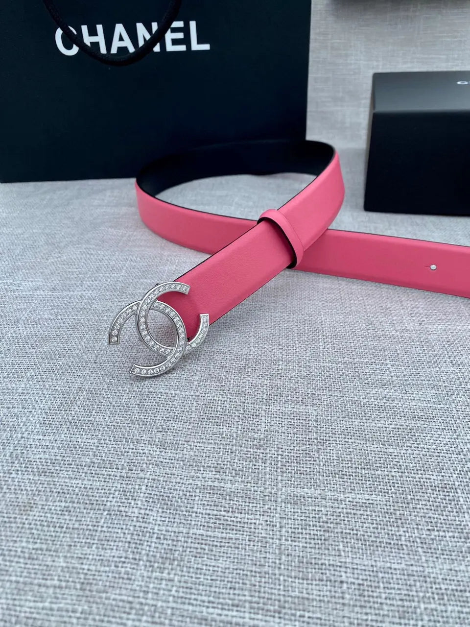 Chanel Hot Pink Leather Belt - Hình 4