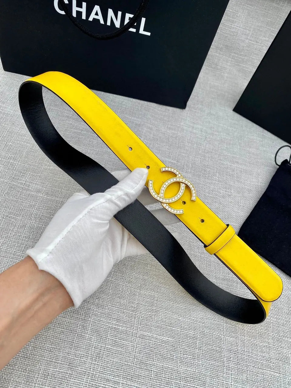 Chanel Yellow Leather Crystal Belt - Hình 2