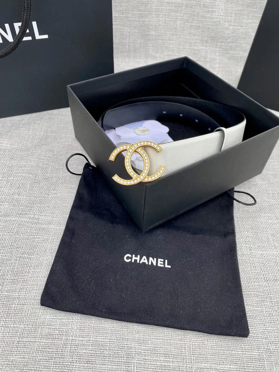 Chanel Off-White Leather Belt - Hình 9