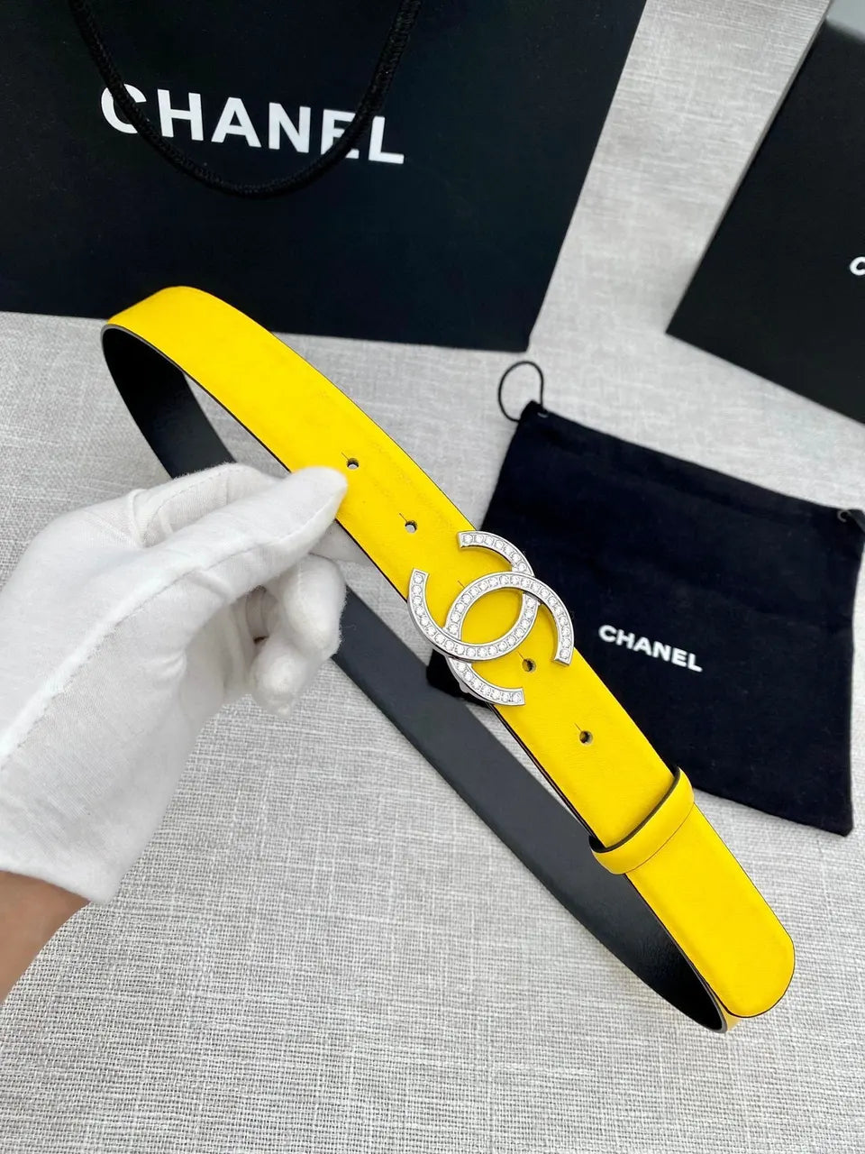 Chanel Yellow Leather Crystal Belt - Hình 6