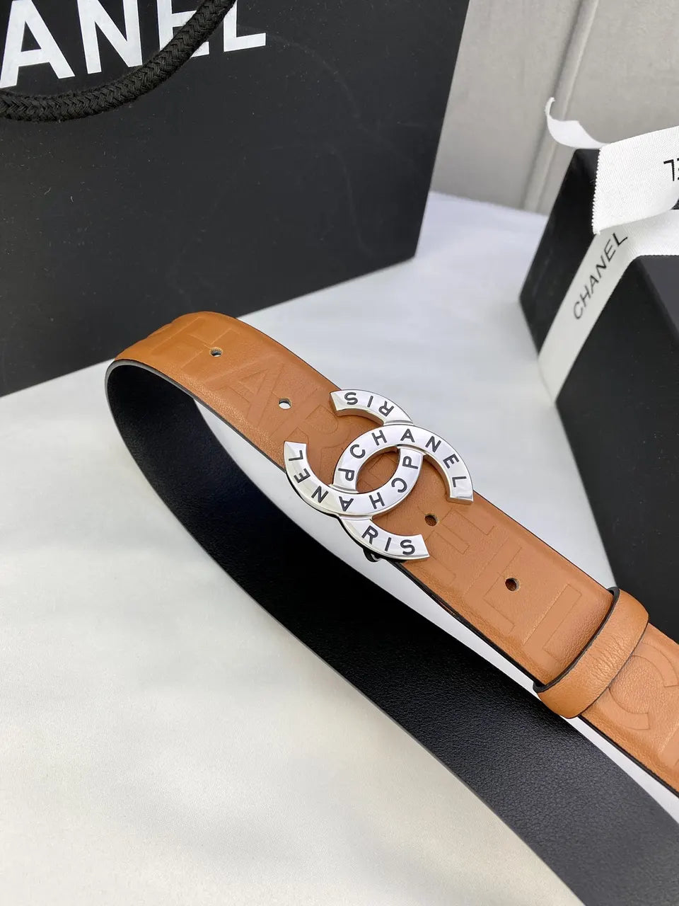 gold Chanel Caramel Leather Belt - Hình 4