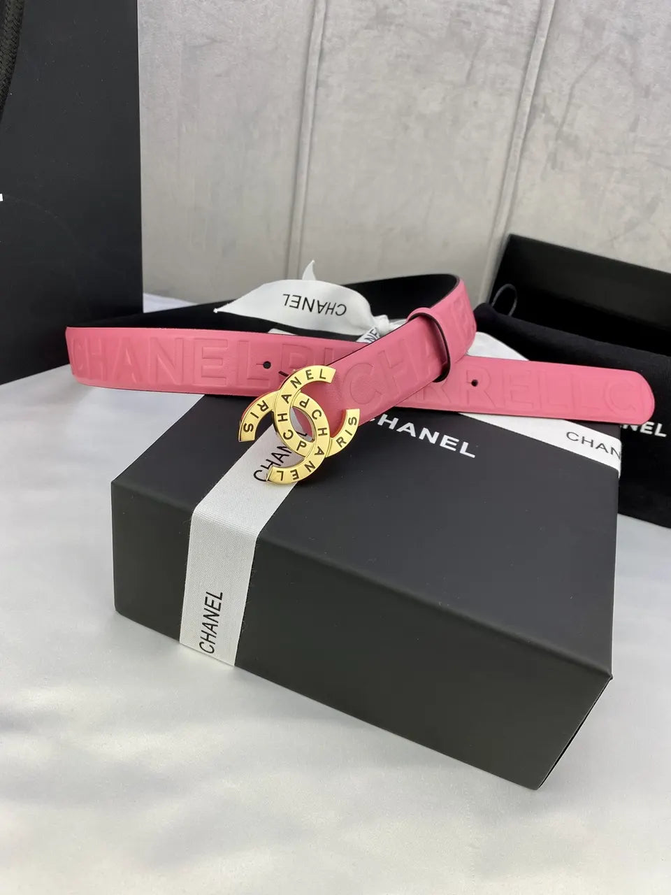 silver cc Chanel Pink Leather Belt - Hình 4