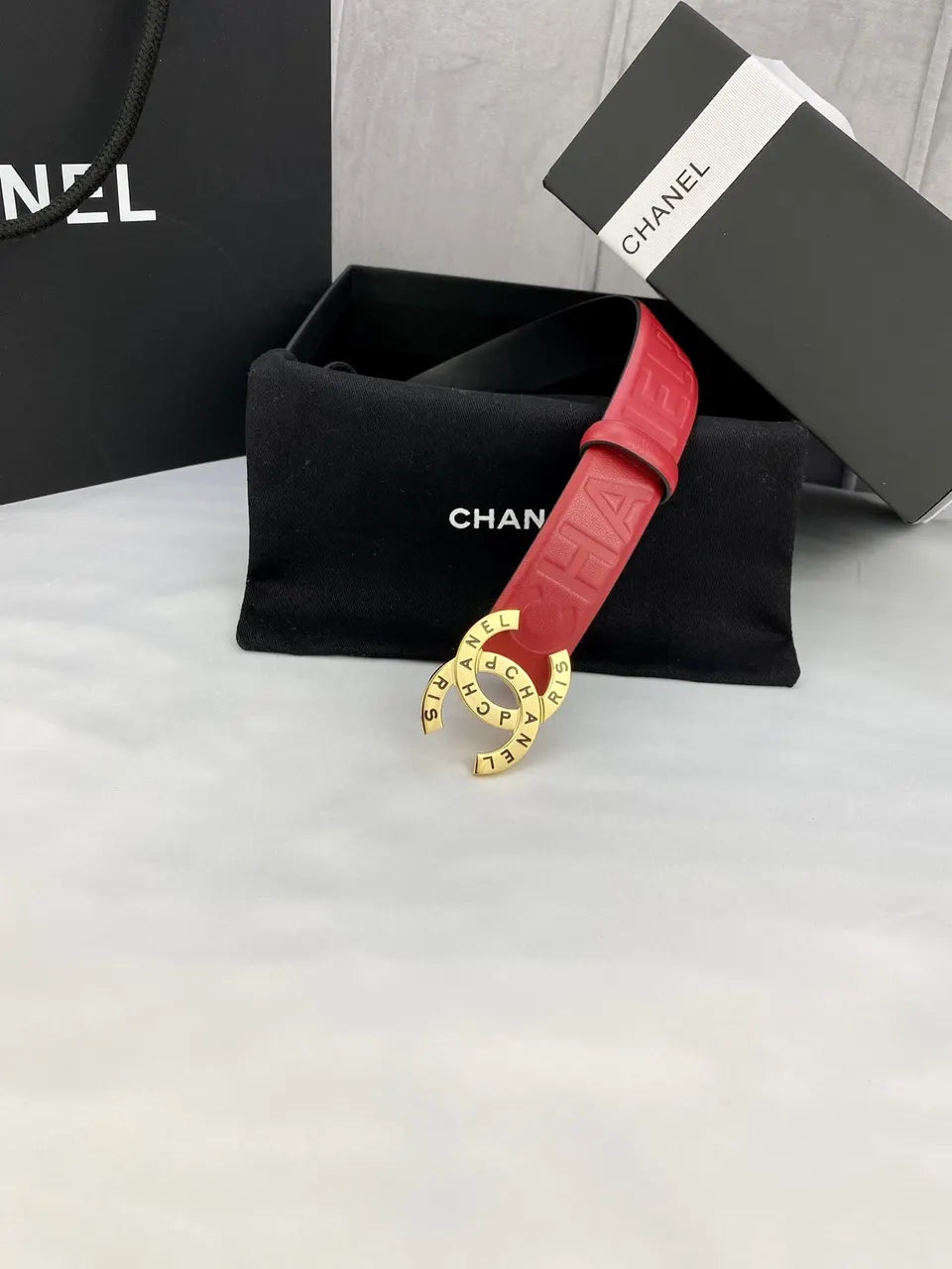 Chanel Red Leather Embossed Belt - Hình 4