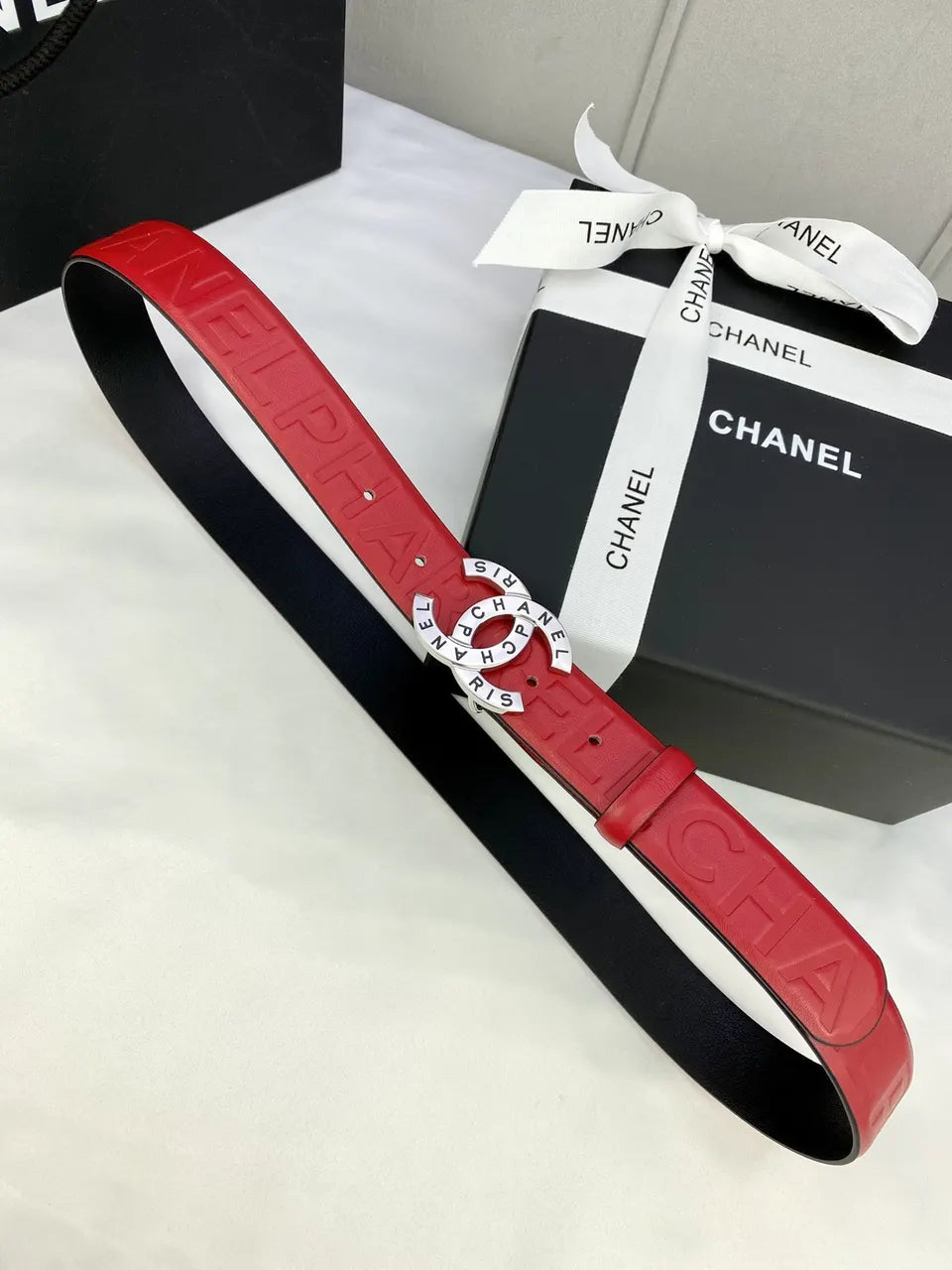 Chanel Red Leather Embossed Belt - Hình 5