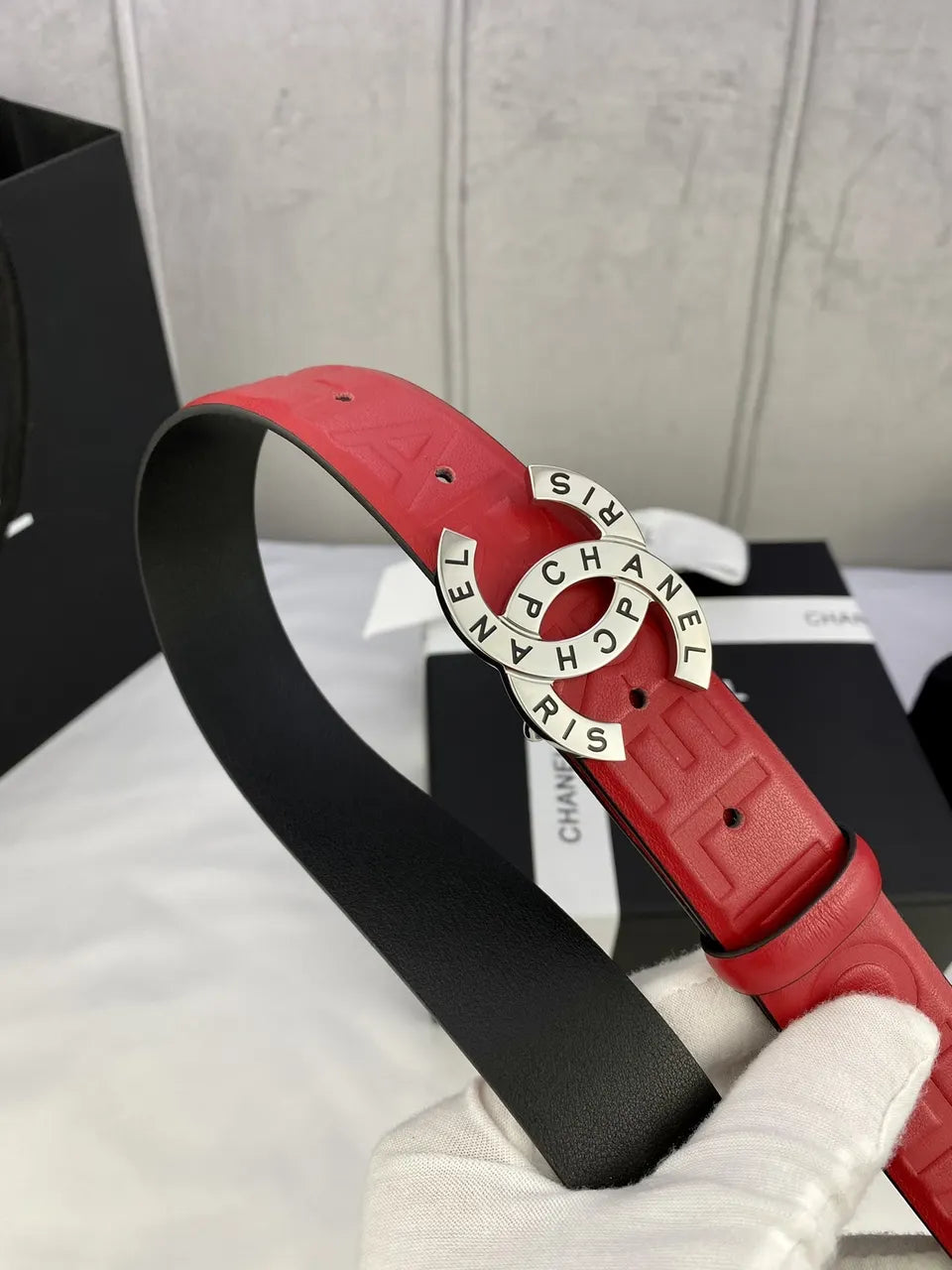 Chanel Red Leather Embossed Belt - Hình 6