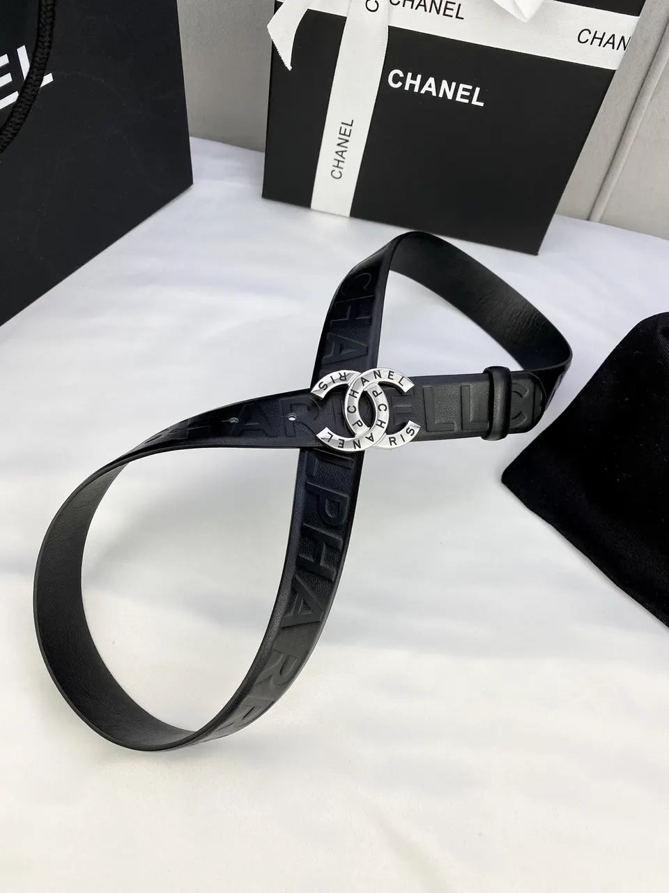 Chanel Embossed Black Leather Belt - Hình 3