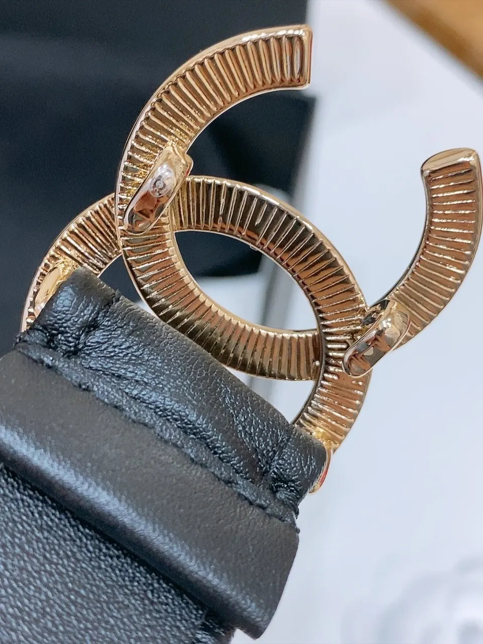 gold Chanel Black Ruched Belt - Hình 4