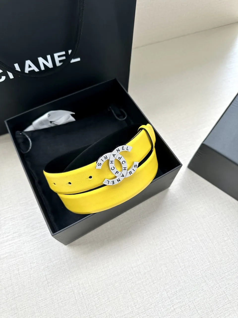 silver Chanel Yellow Leather Belt - Hình 5