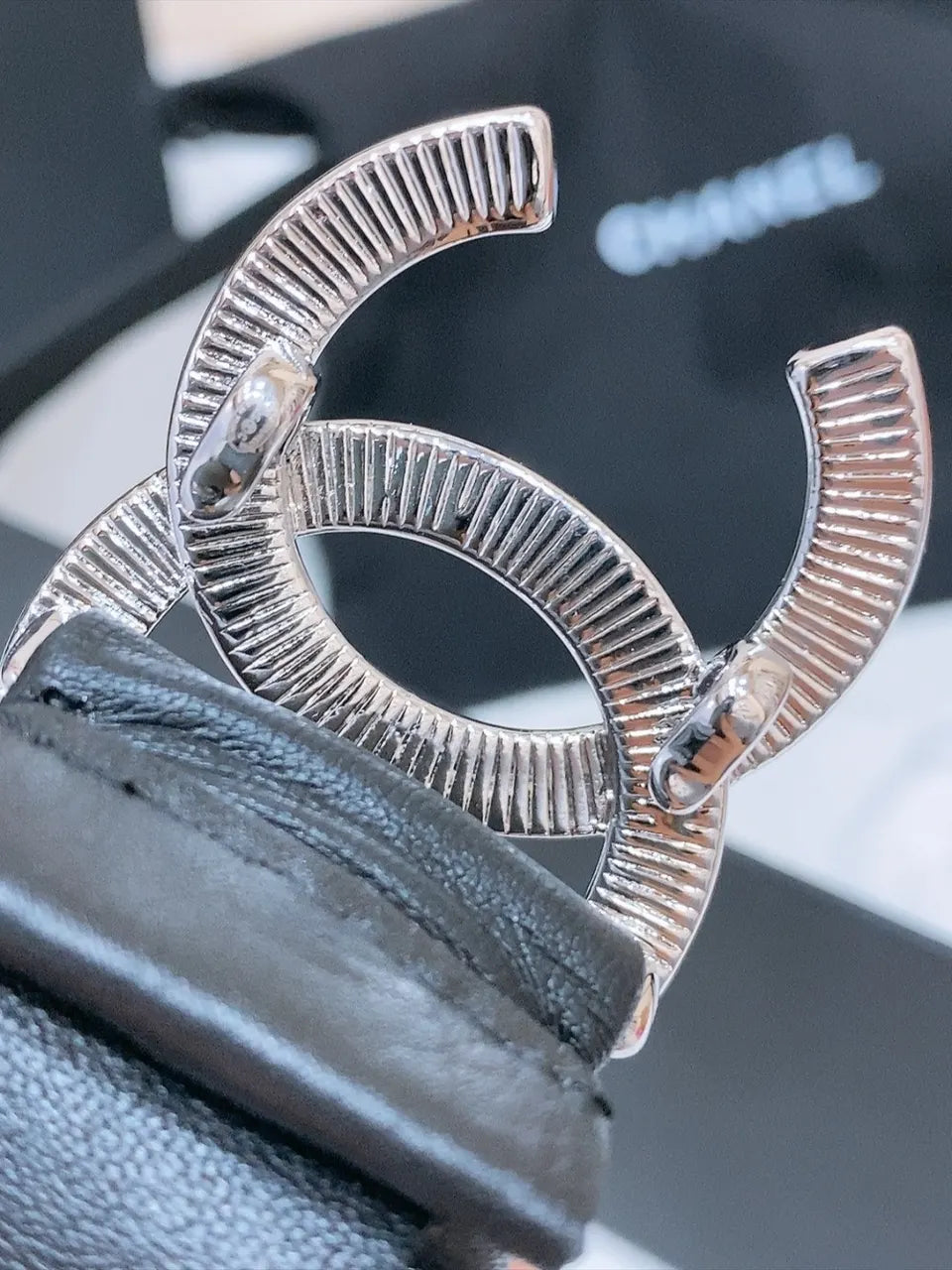 silver Chanel Black Ruched Leather Belt - Hình 3