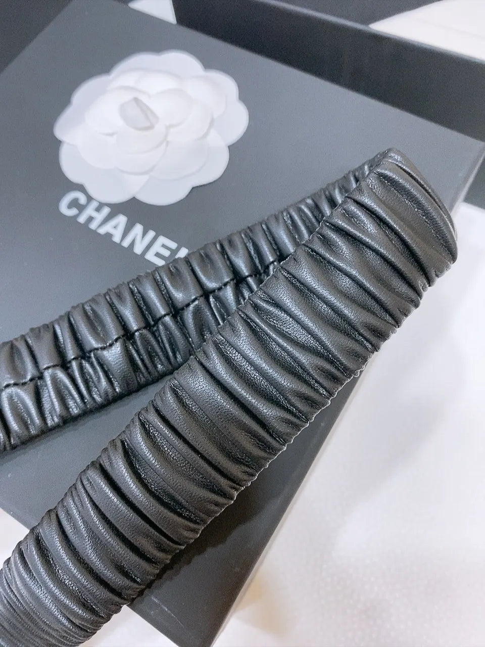 silver Chanel Black Ruched Leather Belt - Hình 4