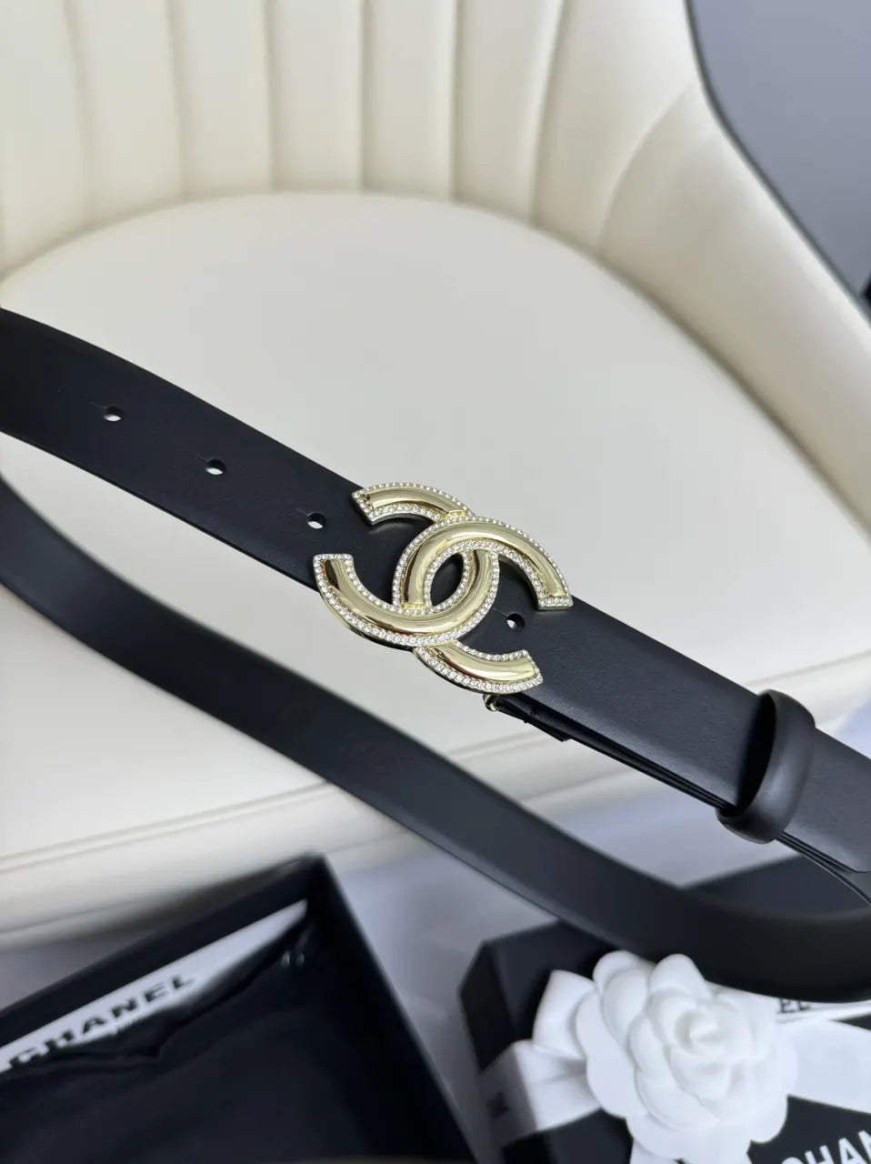 Chanel Black Leather Belt Paved CC - Hình 5