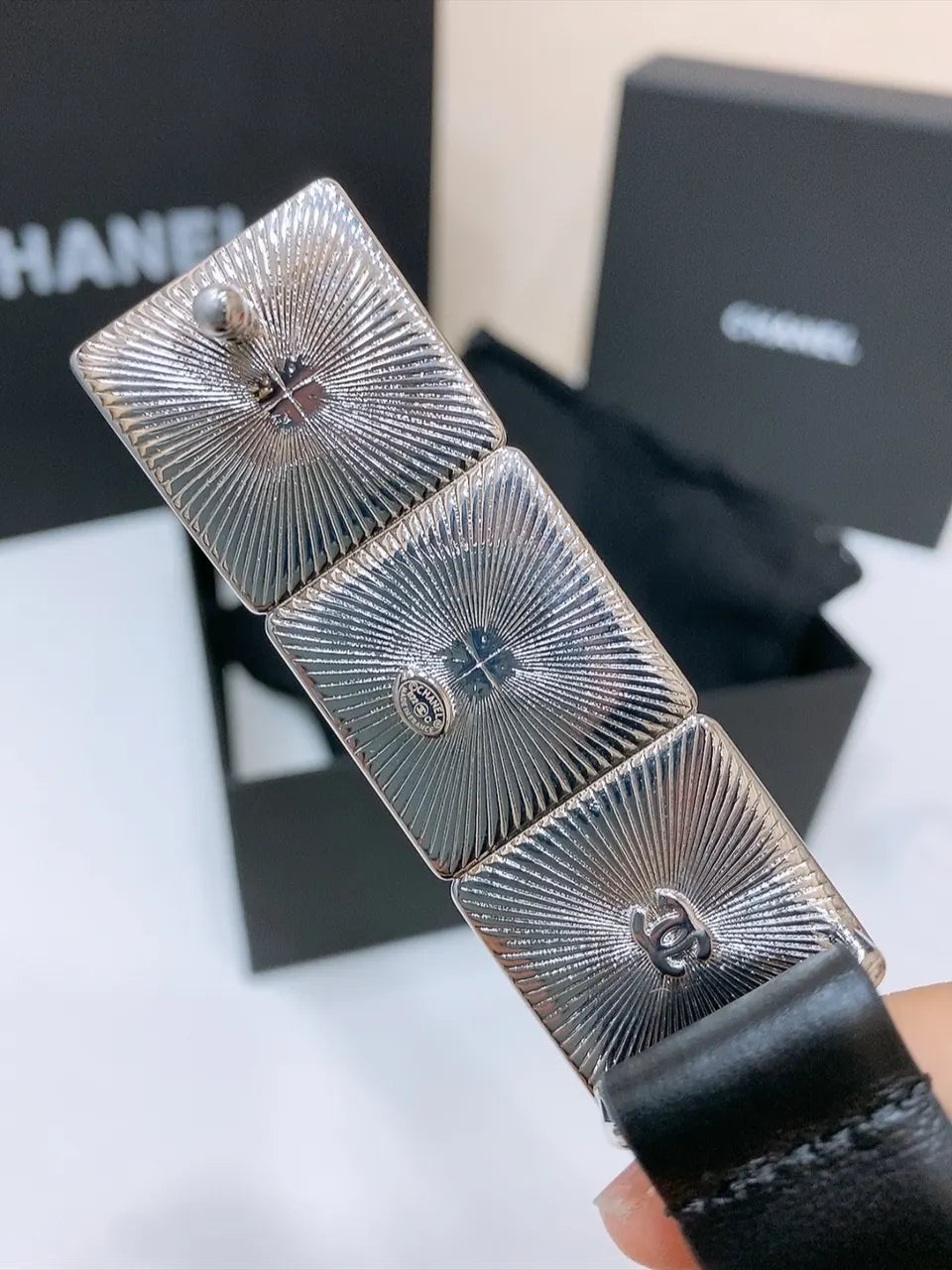 Chanel Black Leather Belt Silver Stamp - Hình 3
