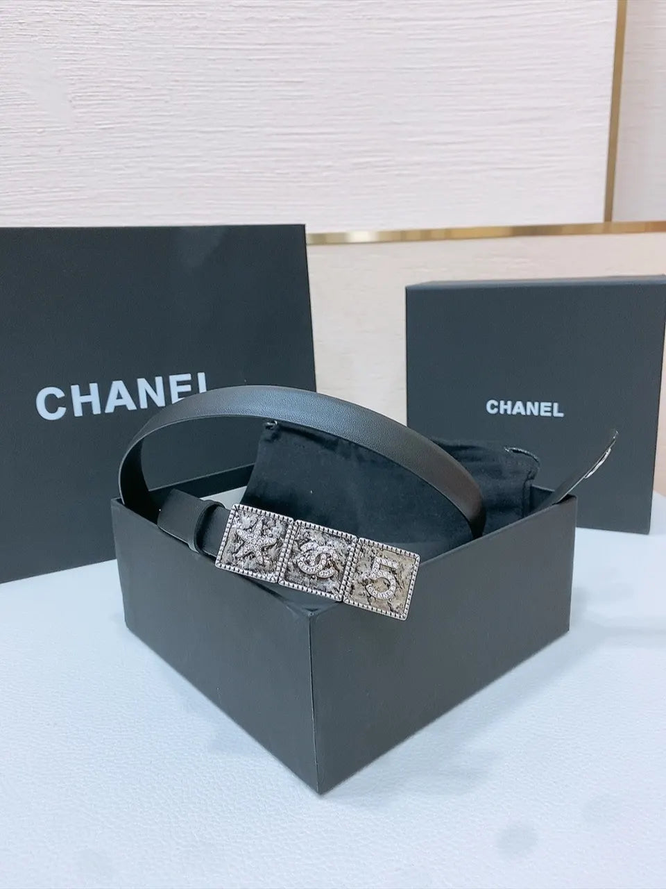 silver Chanel Black Leather Belt - Hình 2