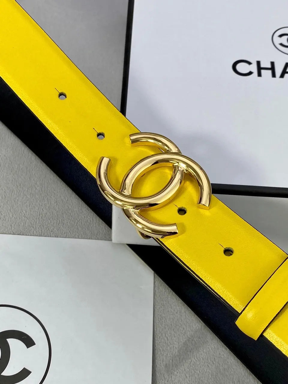 black Chanel Yellow Leather Belt - Hình 4