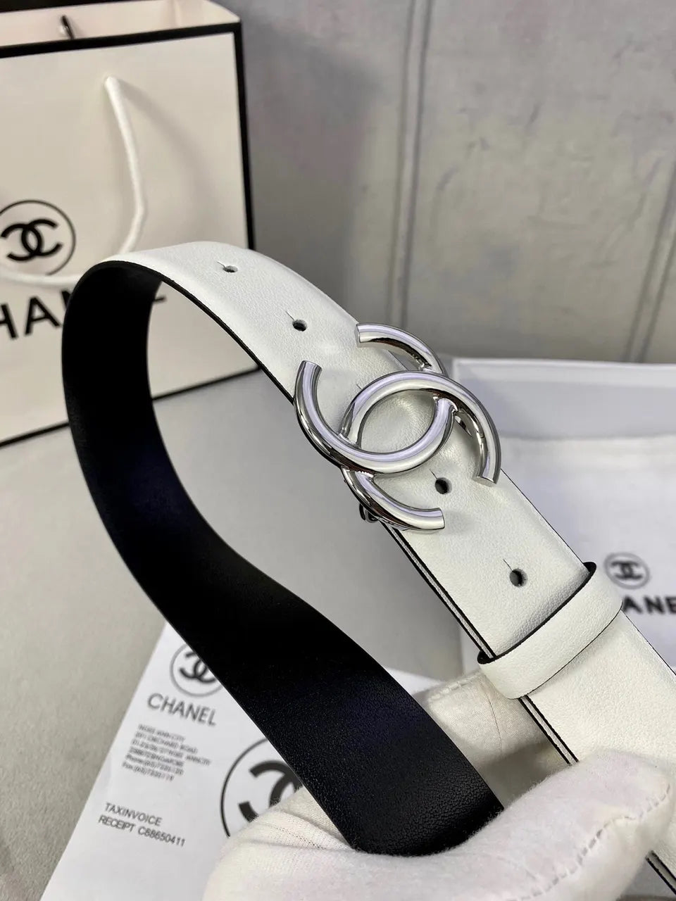 black Chanel White Leather Belt - Hình 4