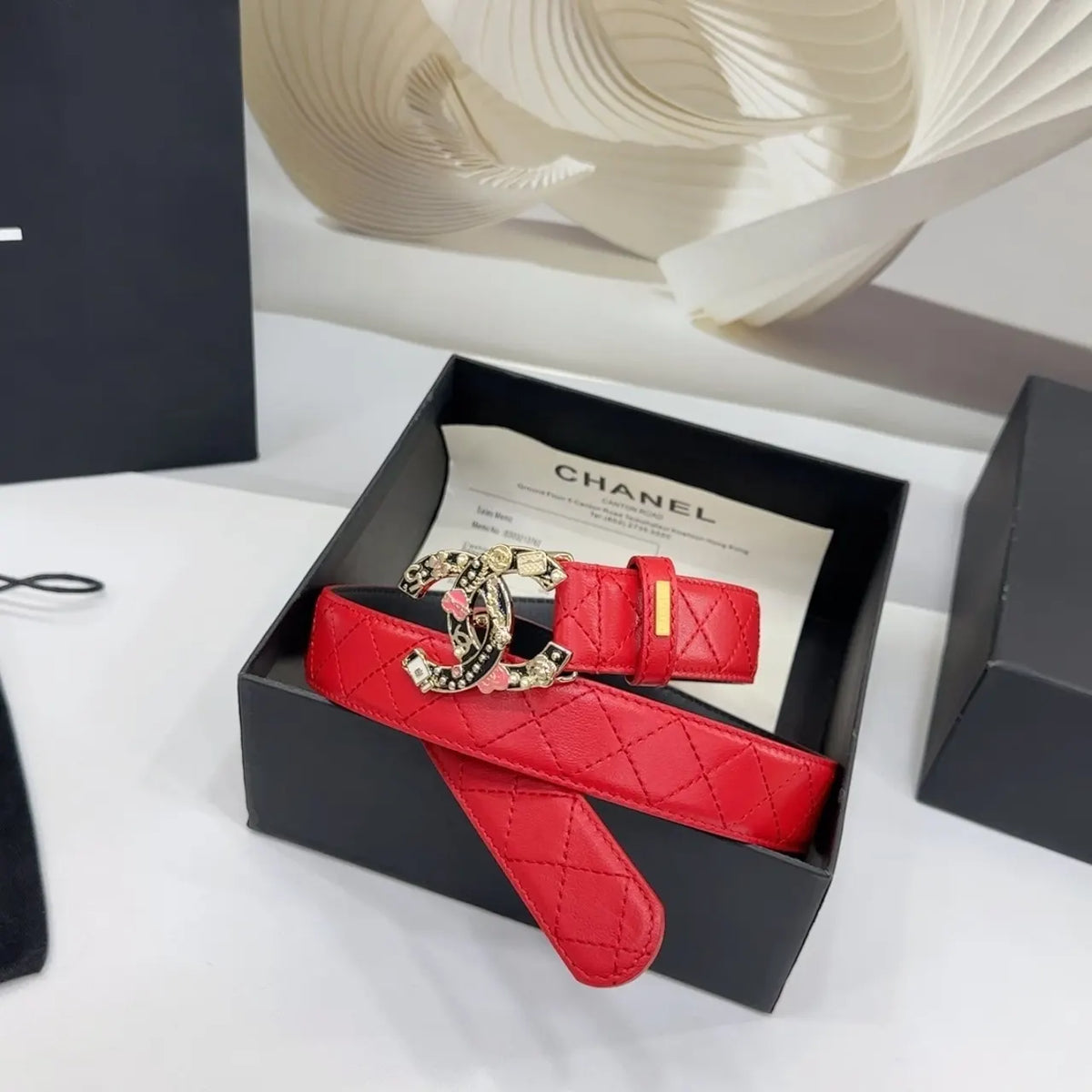 Chanel Red Quilted Belt - Hình 4