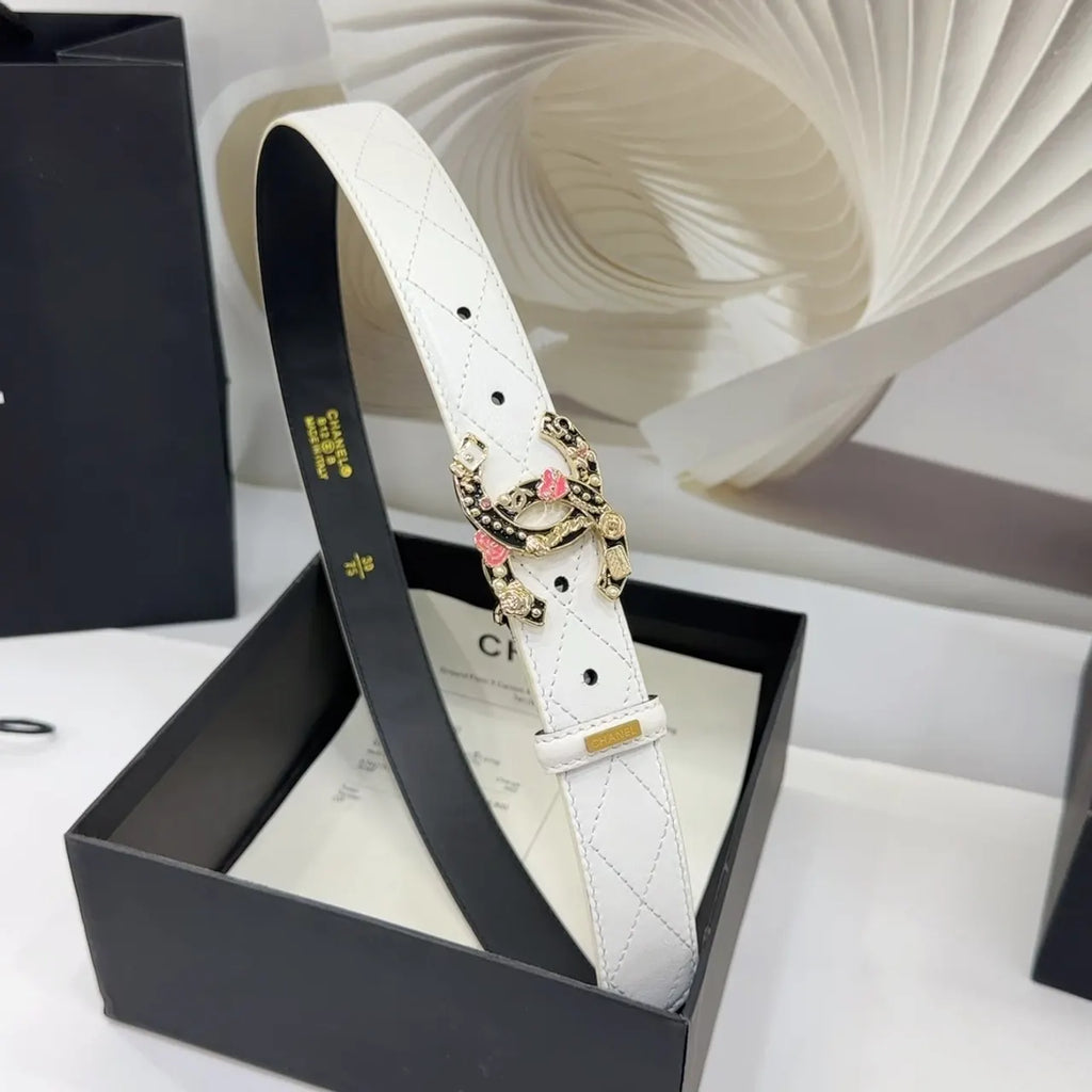 Chanel White Quilted Leather Belt - Hình 2