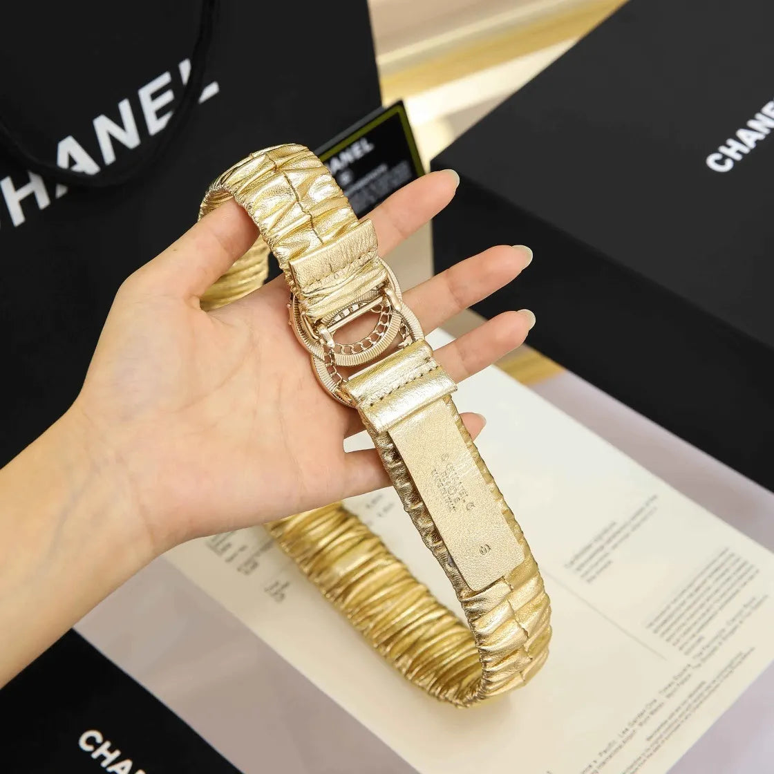 Chanel Gold Ruched Leather Belt - Hình 5