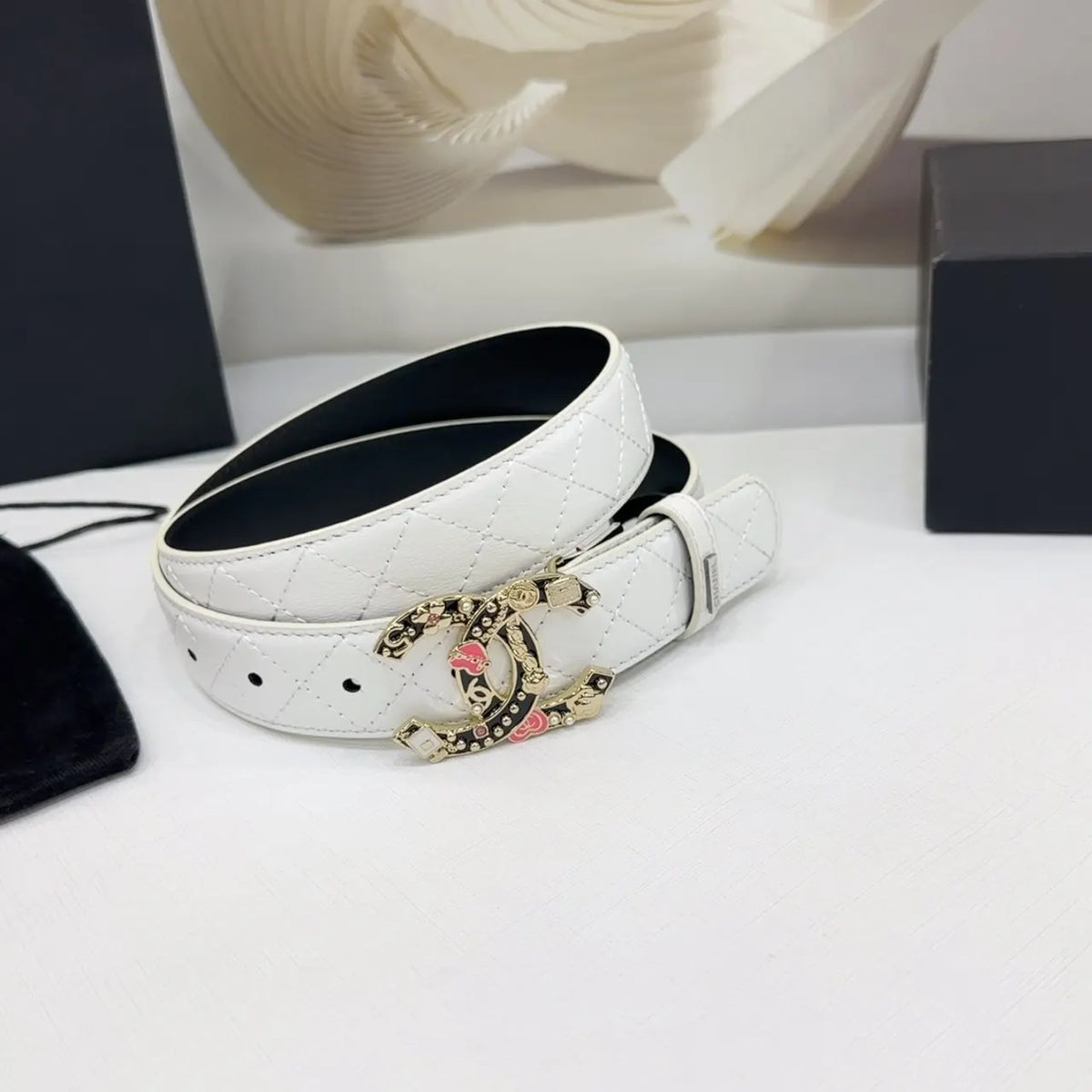 Chanel White Quilted Leather Belt - Hình 3