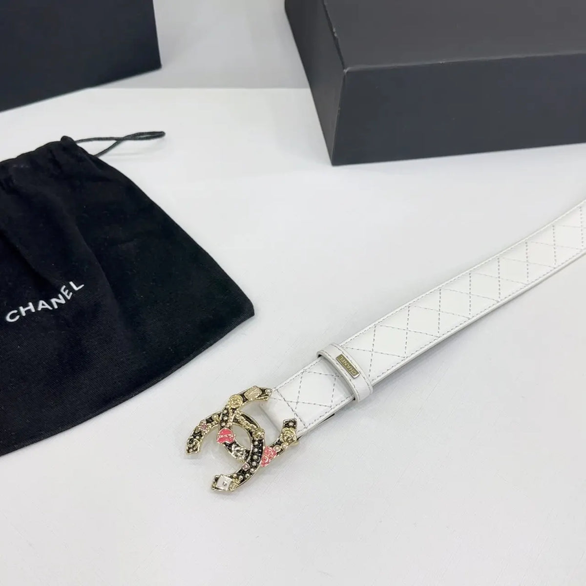 Chanel White Quilted Leather Belt - Hình 7