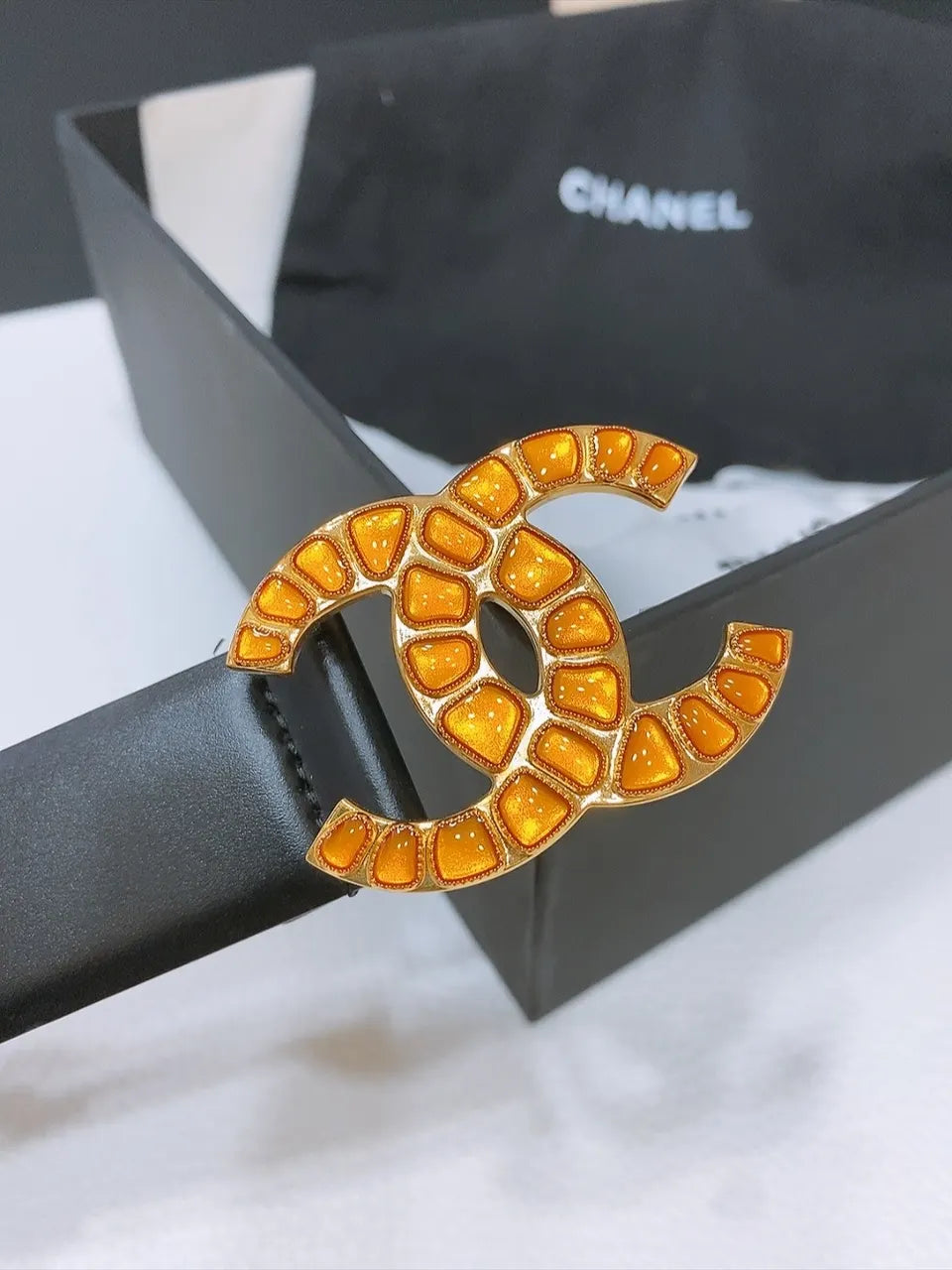 Chanel Orange Enamel Belt - Hình 3