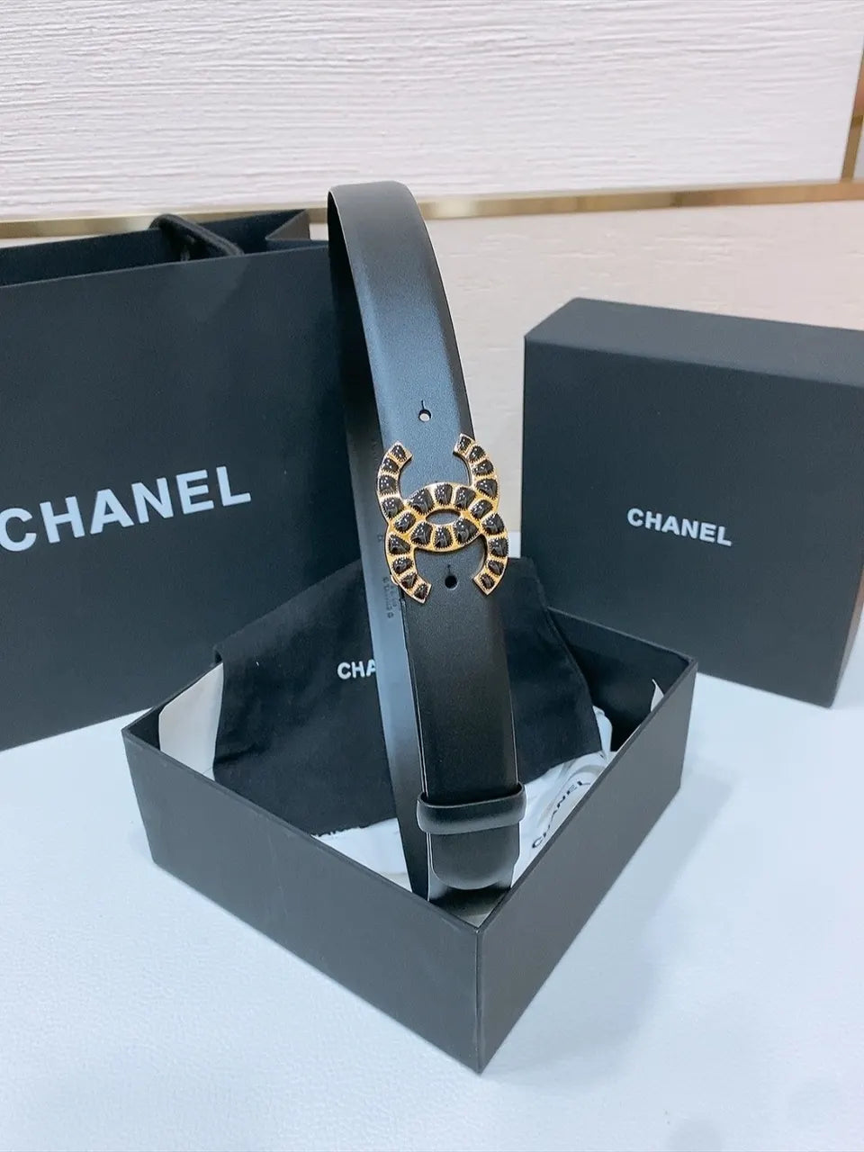 Chanel Black Leather Belt Gold Hollow - Hình 6