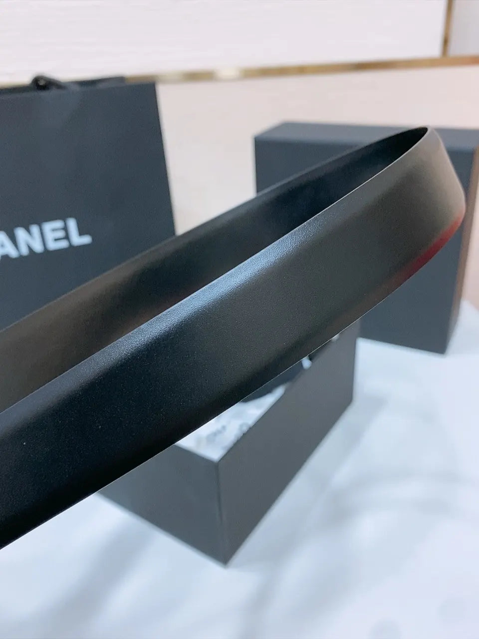 Chanel Black Leather Belt Golden Flower Buckle - Hình 4