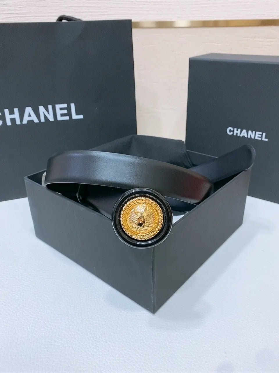 Chanel Medallion Buckle Belt - Hình 2