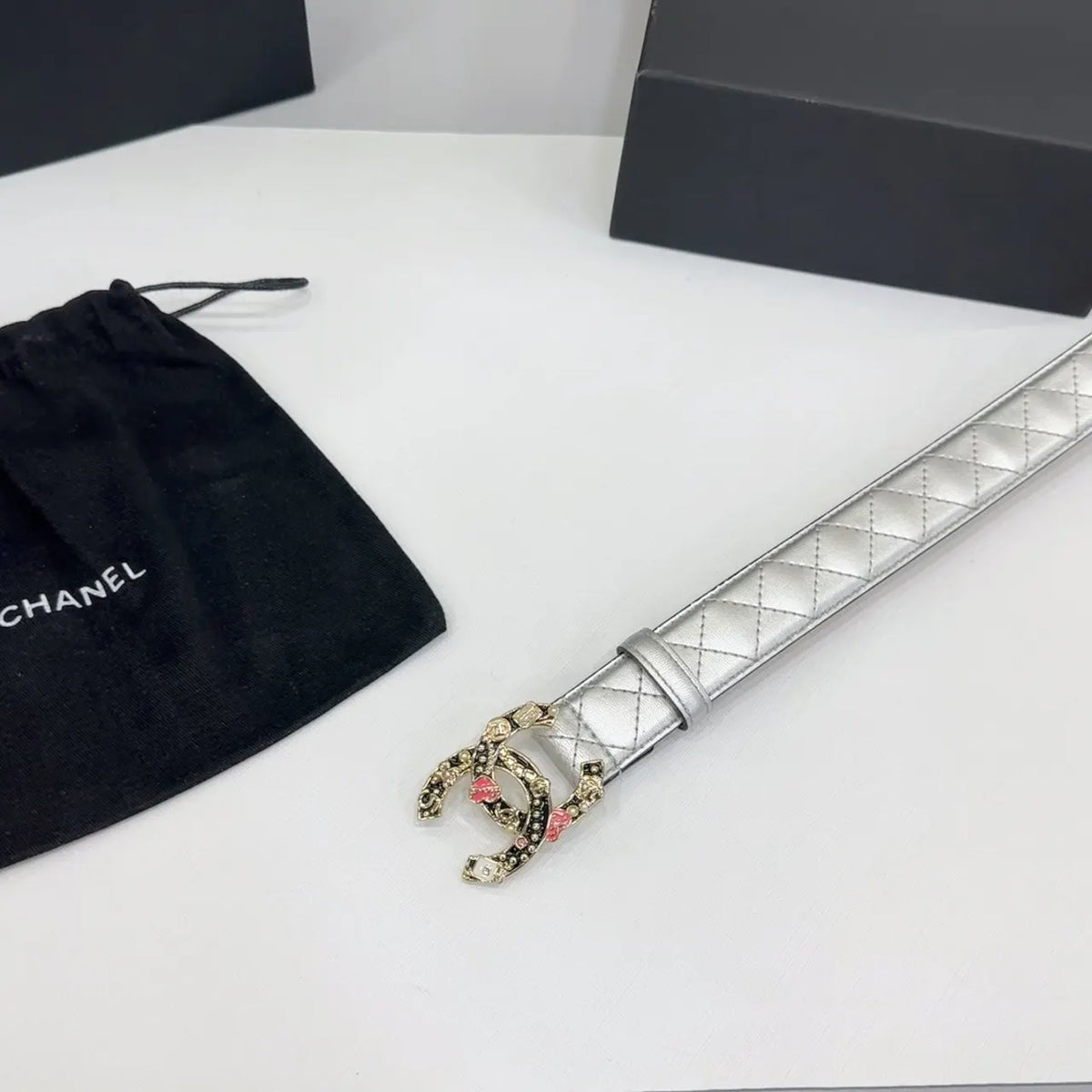 Chanel Silver Quilted Belt - Hình 9