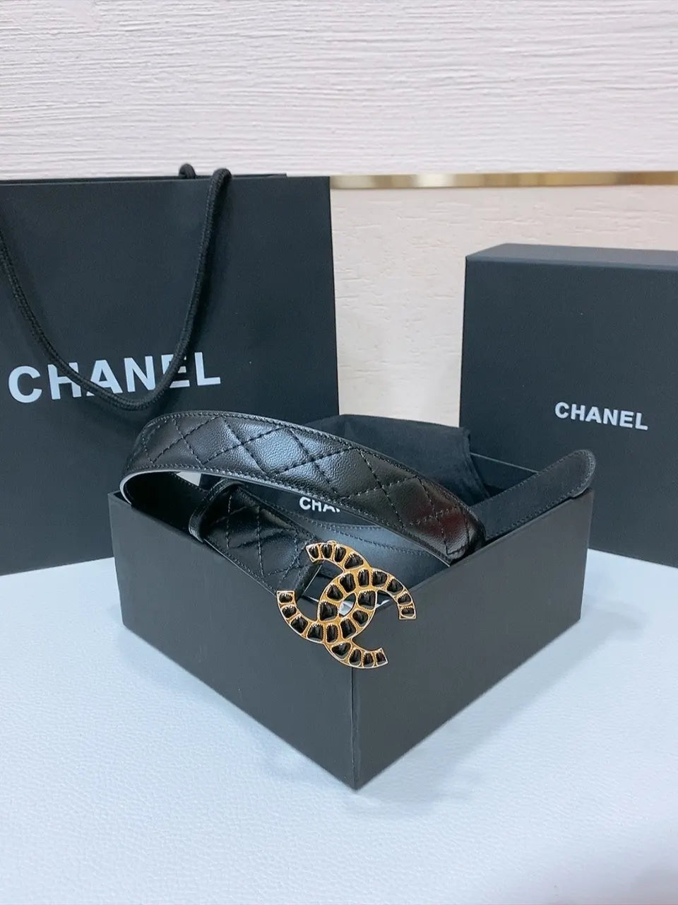 gold Chanel Quilted Black Leather Belt - Hình 3