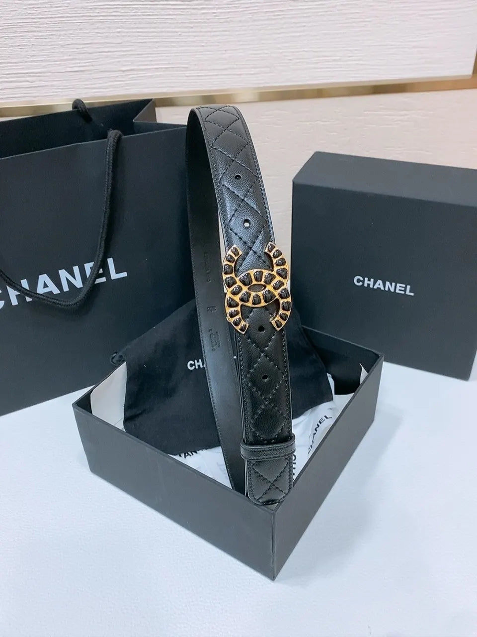gold Chanel Quilted Black Leather Belt - Hình 6