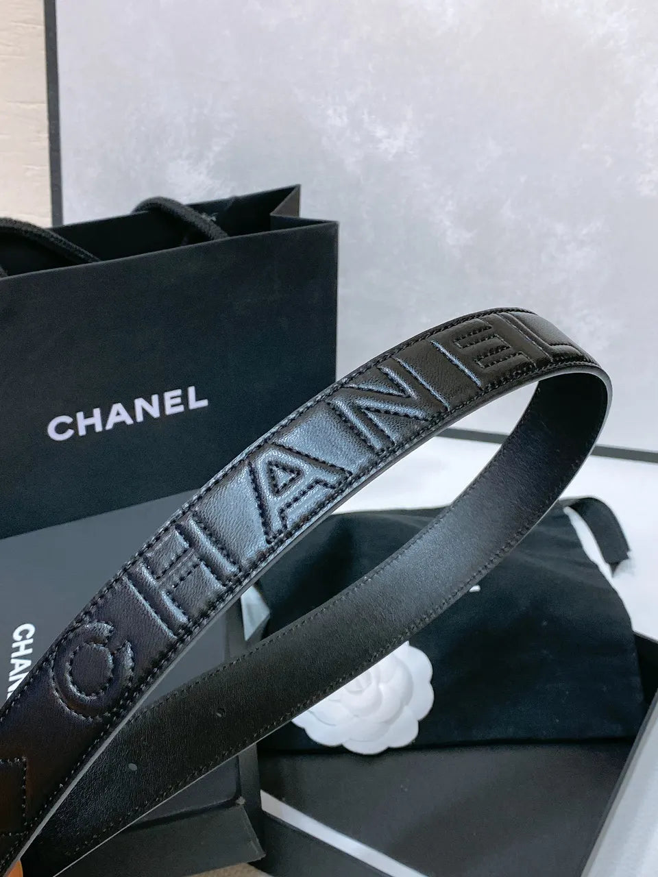 oval Chanel Quilted Black Leather Belt - Hình 2