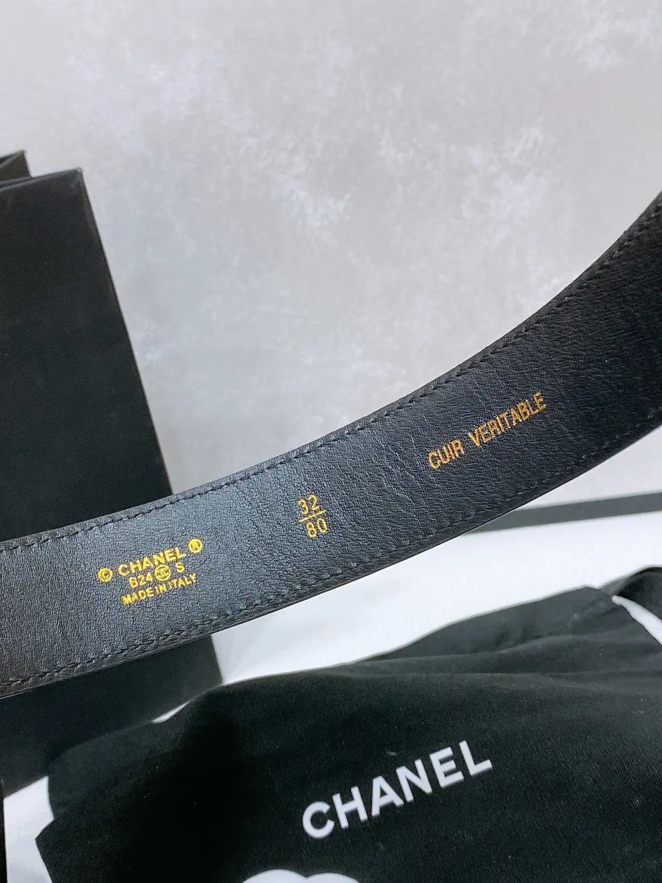 oval Chanel Quilted Black Leather Belt - Hình 3