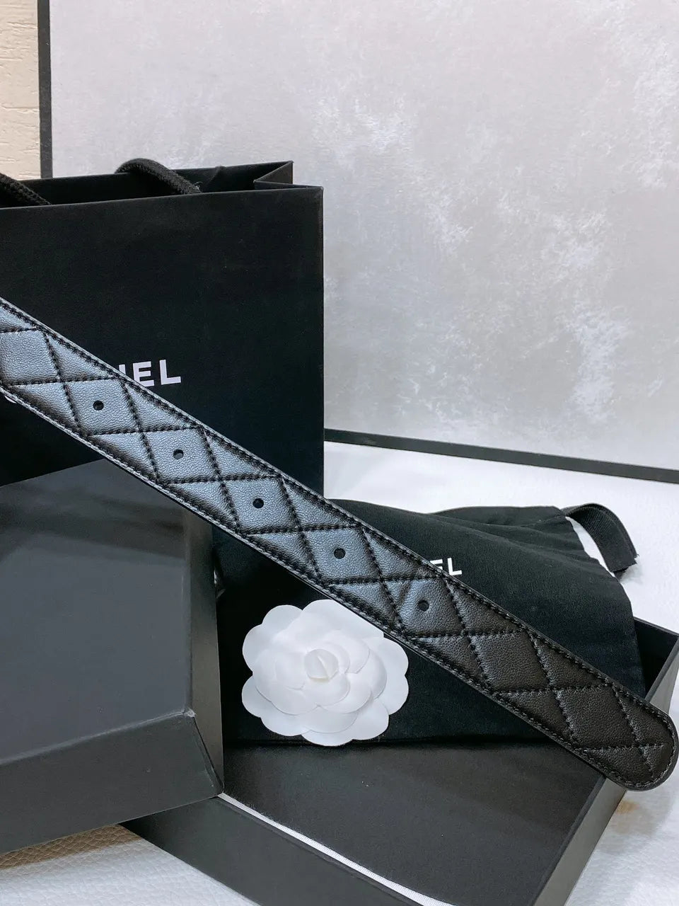 oval Chanel Quilted Black Leather Belt - Hình 4