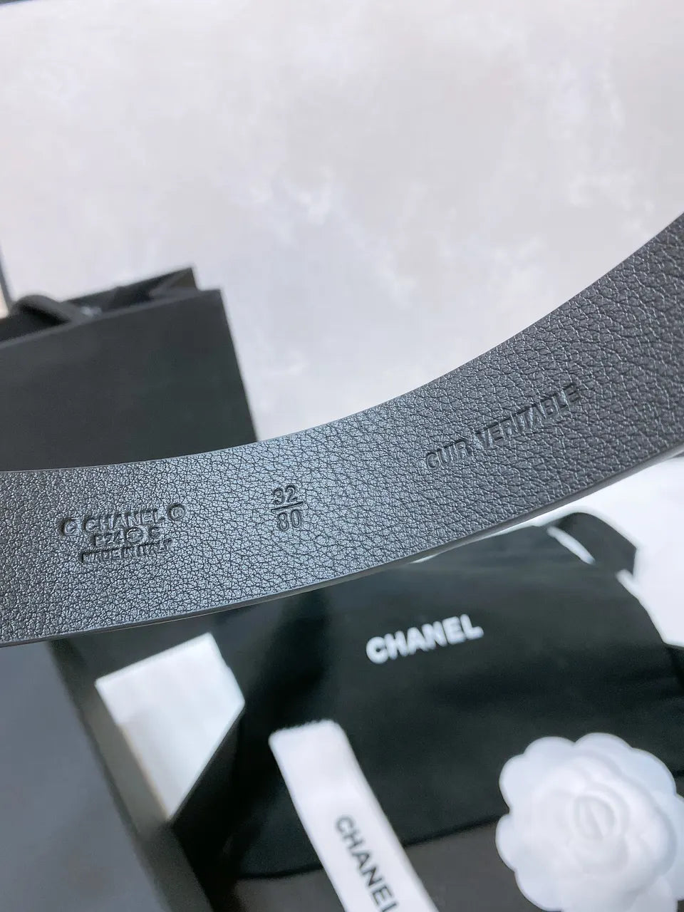 Chanel Oval CC Black Belt - Hình 4