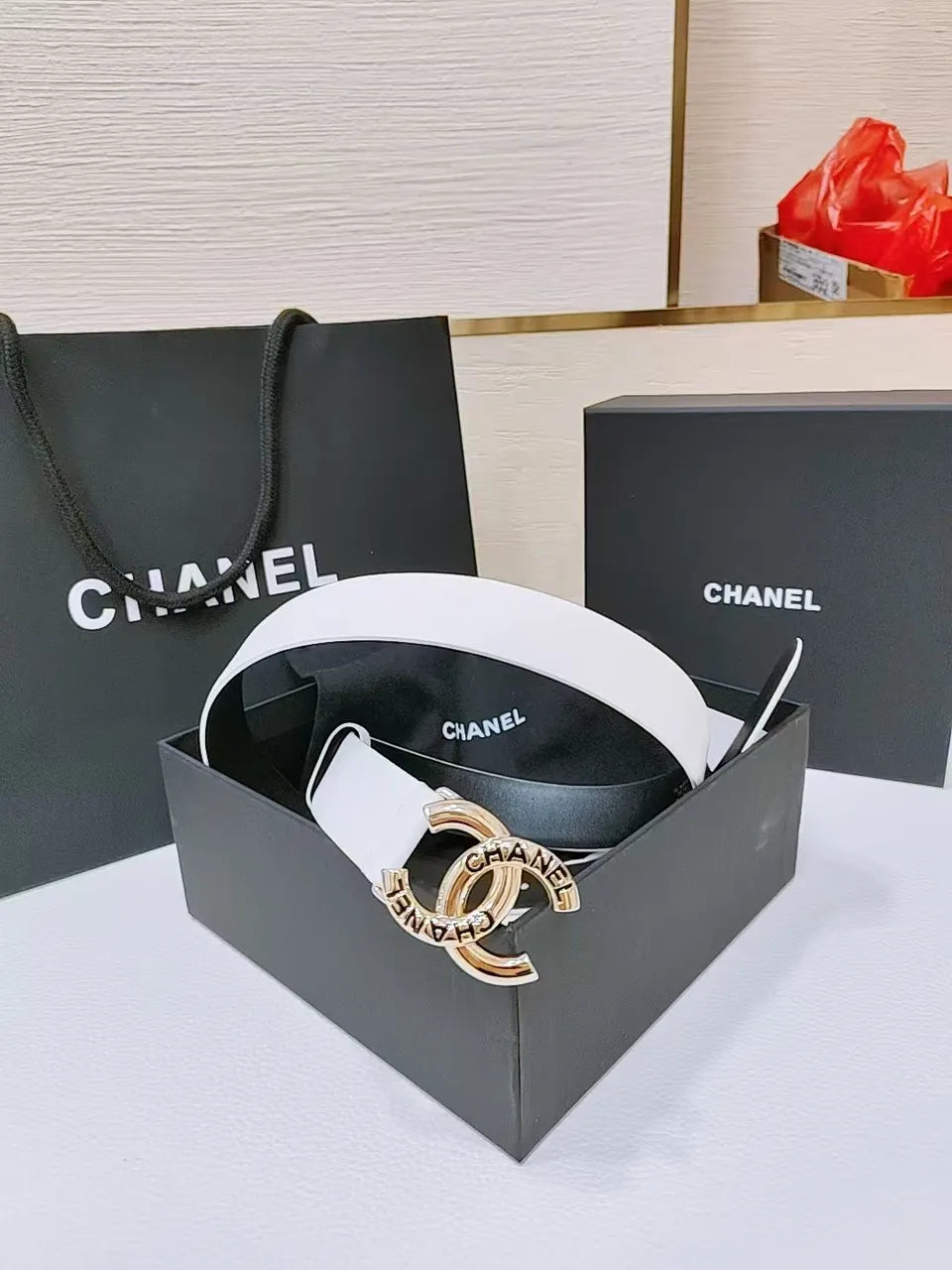 gold Chanel White Leather Belt - Hình 2