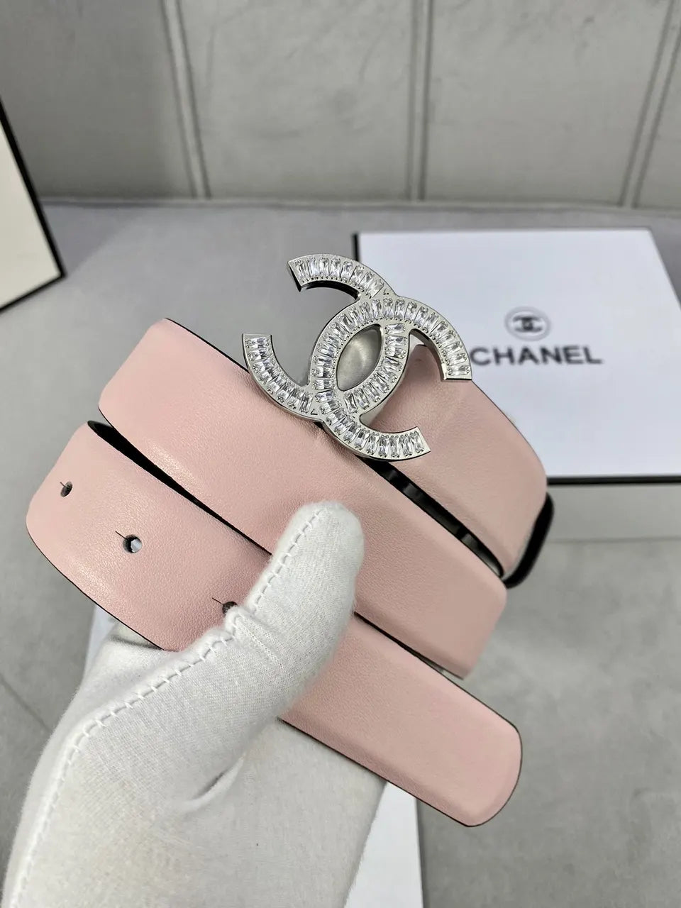 rhinestone Chanel Light Pink Leather Belt - Hình 7