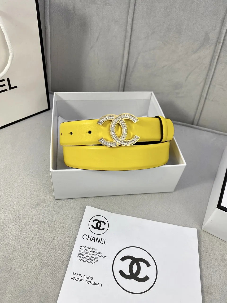 Chanel Yellow Leather Belt Rhinestone - Hình 3