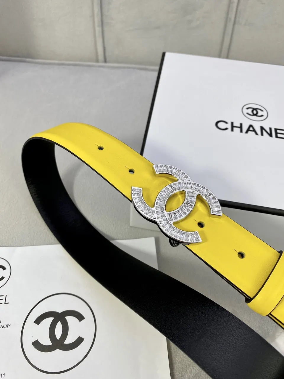 Chanel Yellow Leather Belt Rhinestone - Hình 7