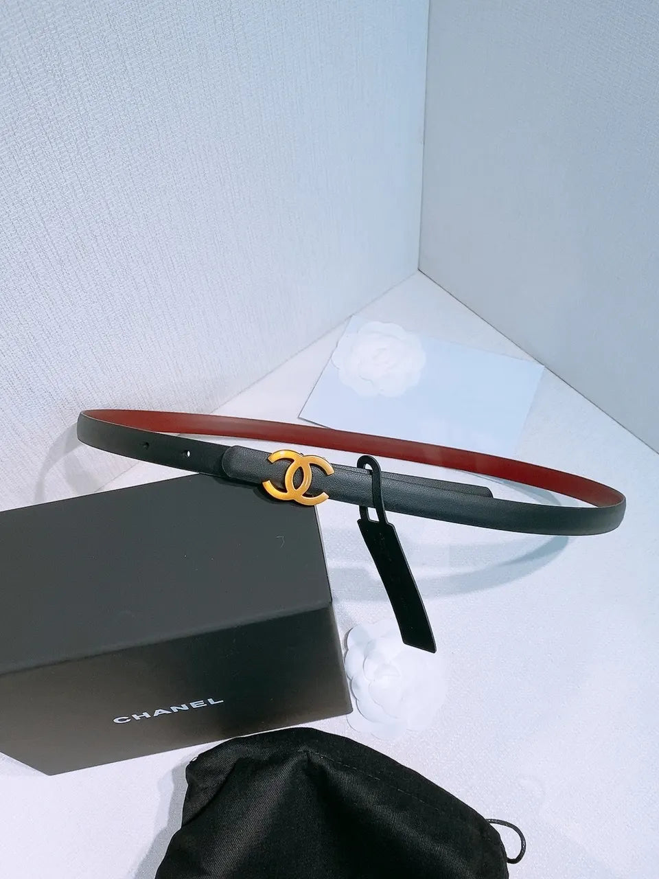 black Chanel Red Reversible Belt - Hình 5