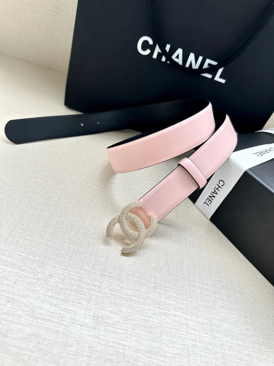 rhinestone Chanel Pink Leather Belt - Hình 3